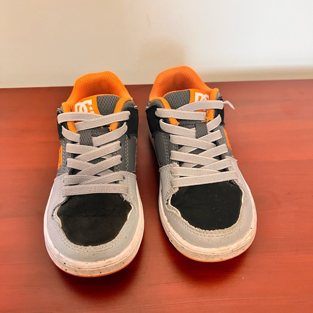 DC Gray and Orange Sneakers Sporty Low-Top Design